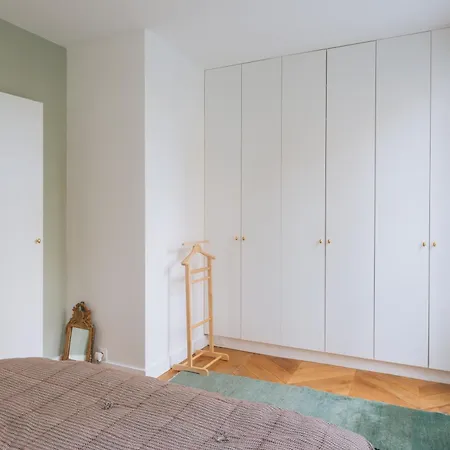 Apartment Modern Rustic-style 7th Arrondissement! Paris