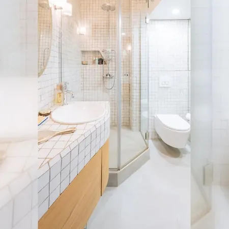 Modern Rustic-style 7th Arrondissement! Paris