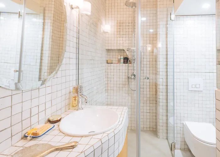 Modern Rustic-style 7th Arrondissement! París