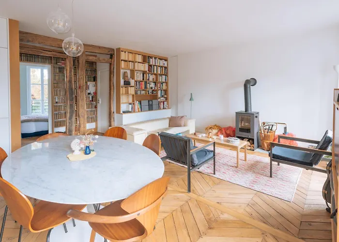Modern Rustic-style 7th Arrondissement! * París